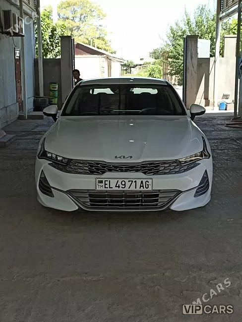 Kia K5, 2021