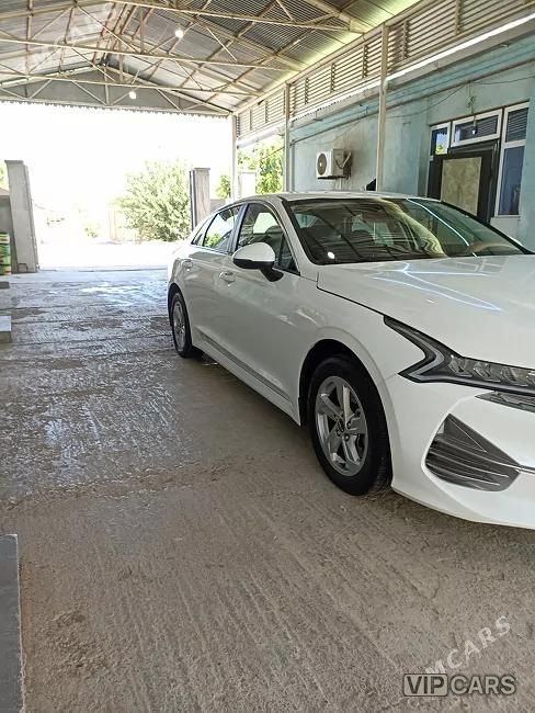 Kia K5, 2021