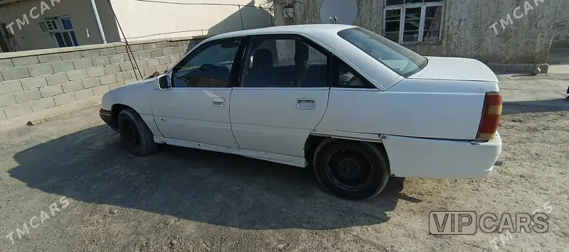 Opel Omega, 1990 — фото 1