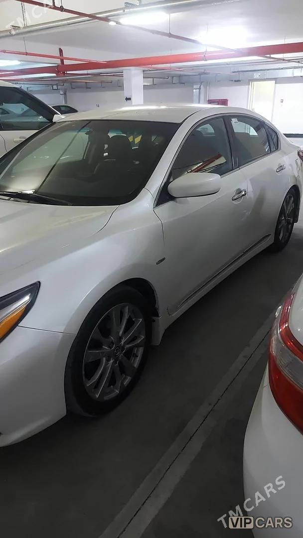 Nissan Altima, 2017