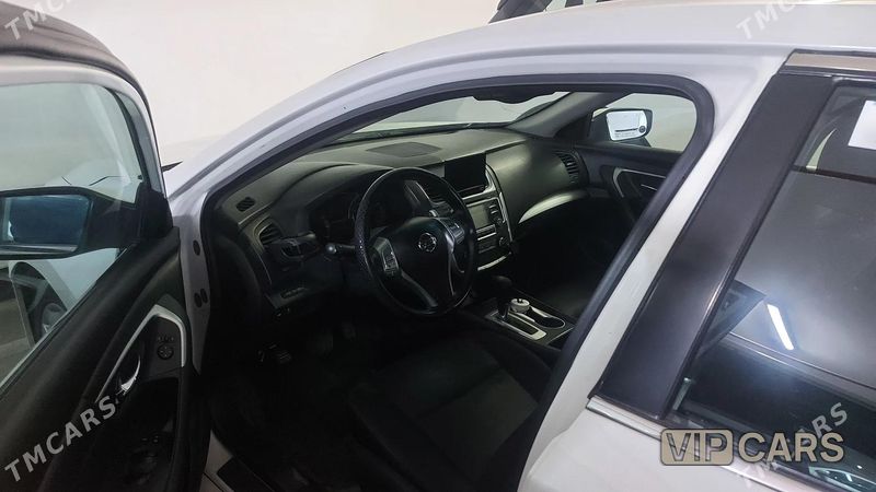 Nissan Altima, 2017