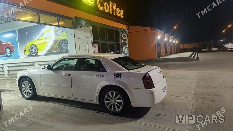 Chrysler 300C, 2005