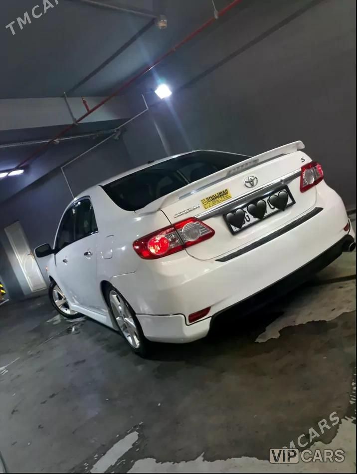 Toyota Corolla, 2011