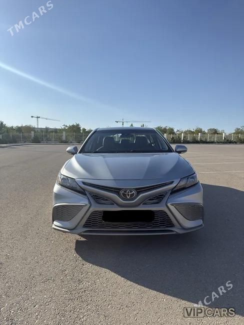 Toyota Camry, 2024