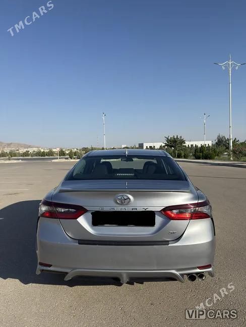 Toyota Camry, 2024
