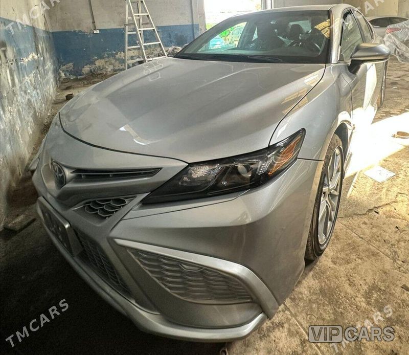 Toyota Camry, 2023