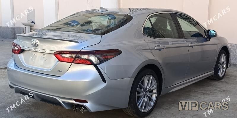 Toyota Camry, 2023