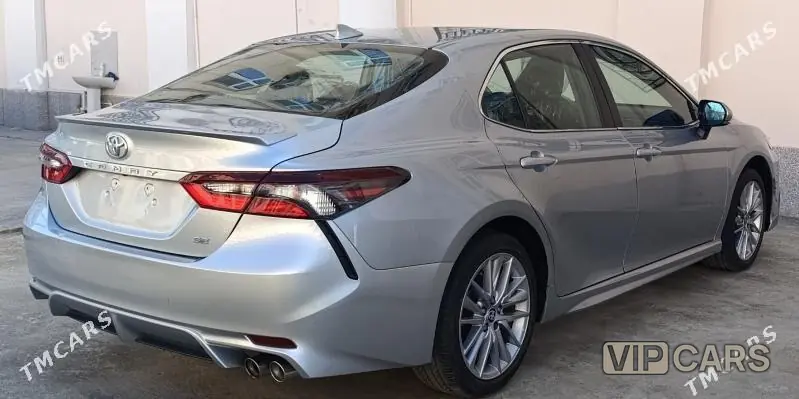 Toyota Camry, 2023 — фото 3