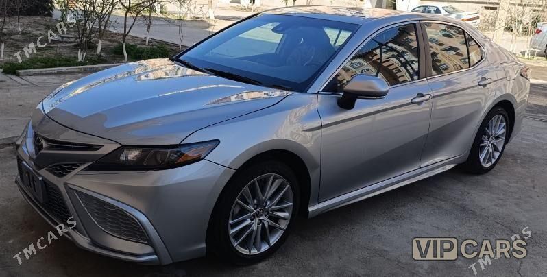 Toyota Camry, 2023