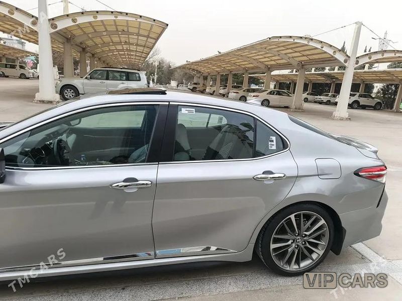 Toyota Camry, 2021