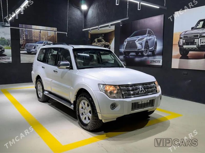 Mitsubishi Pajero, 2010