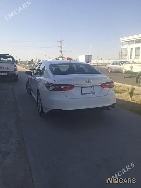 Toyota Camry, 2022
