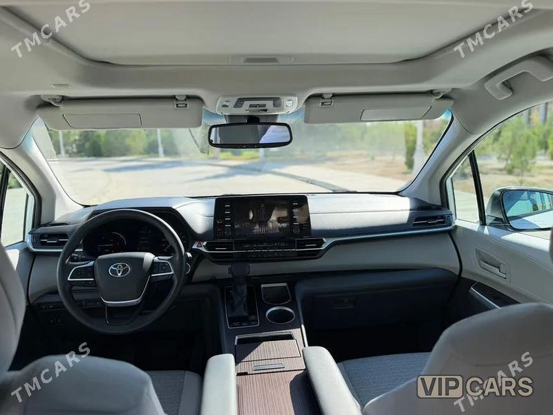 Toyota Sienna, 2021
