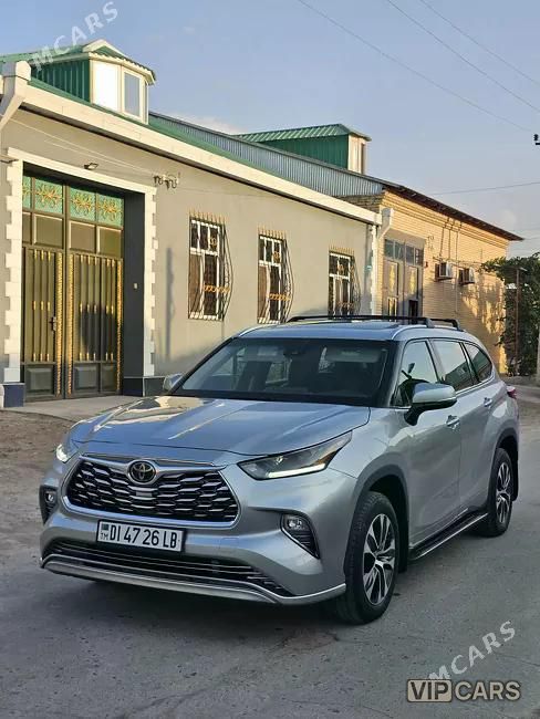 Toyota Highlander, 2022