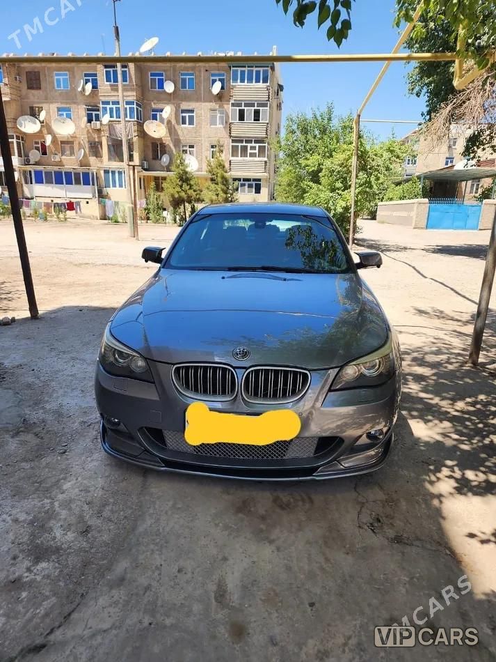 BMW E60, 2008