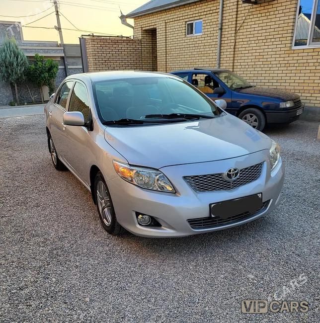 Toyota Corolla, 2010