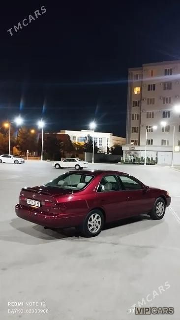 Toyota Camry, 1999