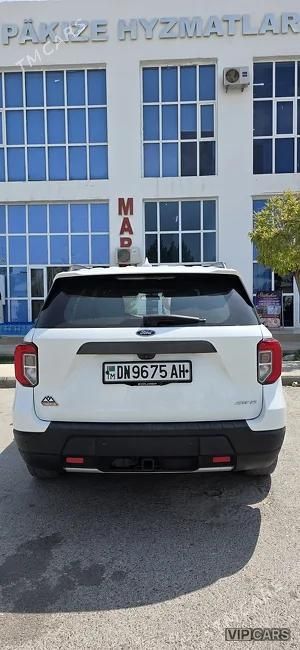 Ford Explorer, 2022