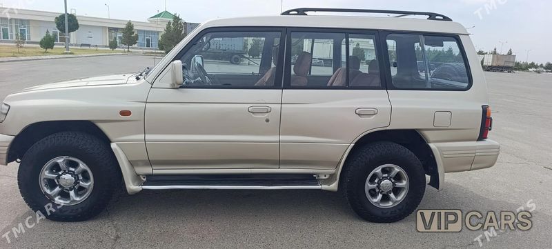 Mitsubishi Montero, 1998