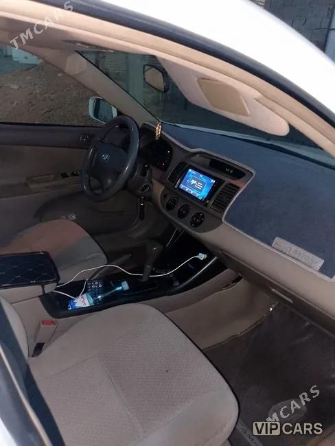 Toyota Camry, 2002