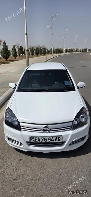 Opel Astra, 2004