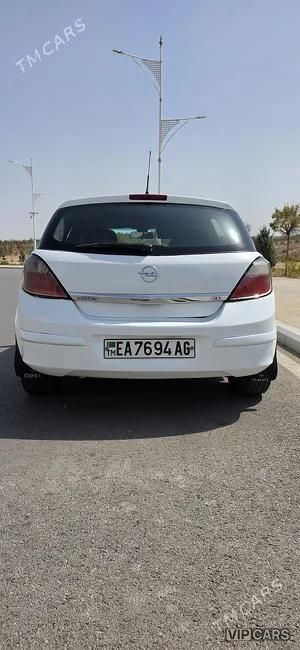 Opel Astra, 2004