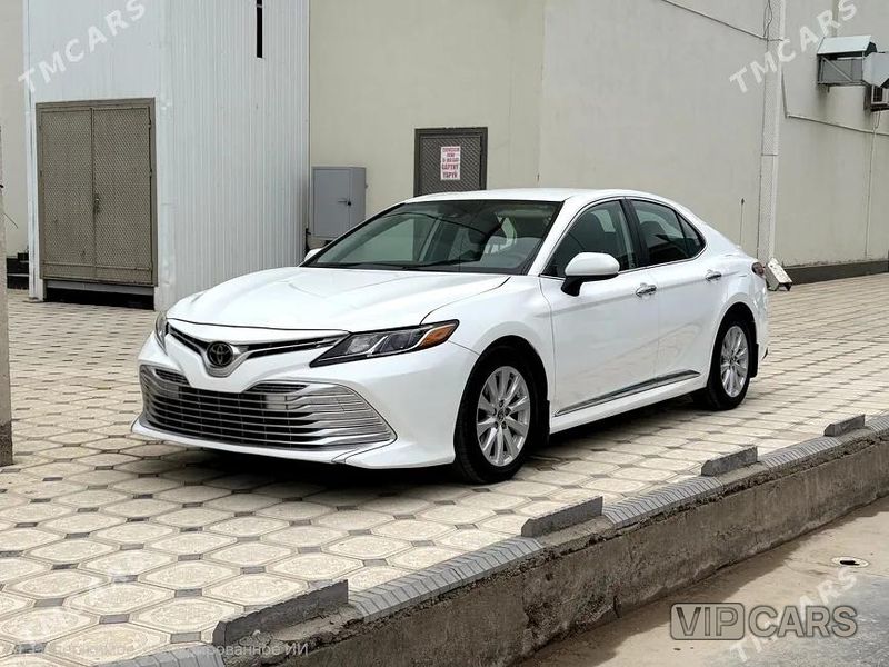 Toyota Camry, 2020