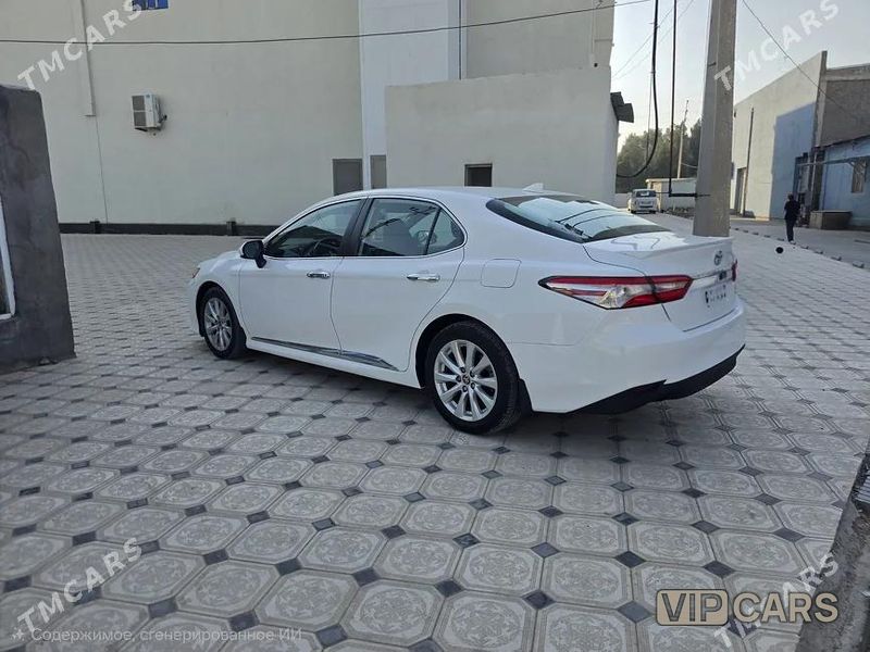 Toyota Camry, 2020