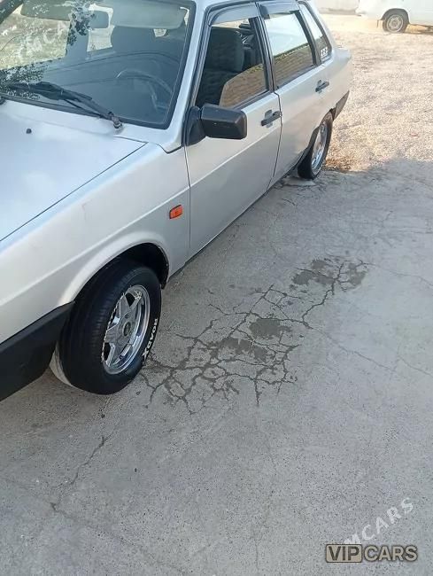 Lada 21099, 2002