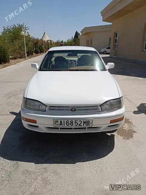 Toyota Camry, 1993 — фото 1