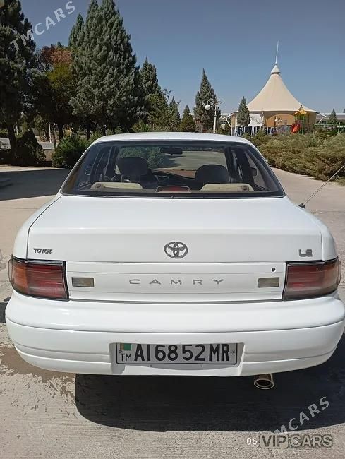 Toyota Camry, 1993