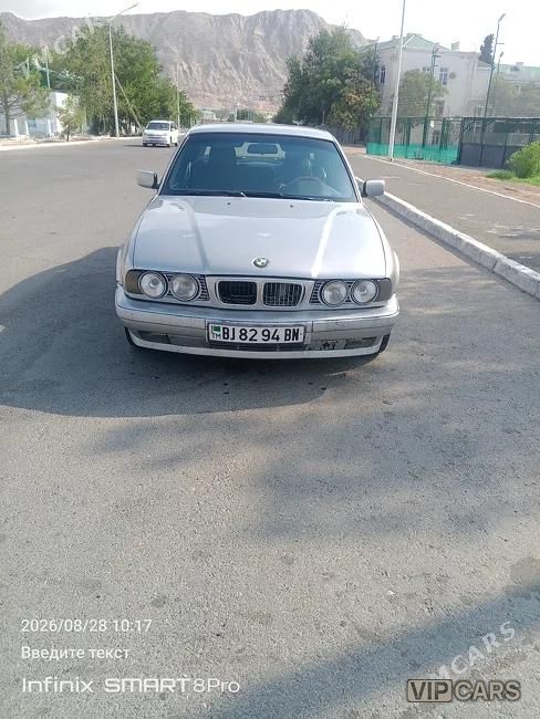 BMW 525, 1993