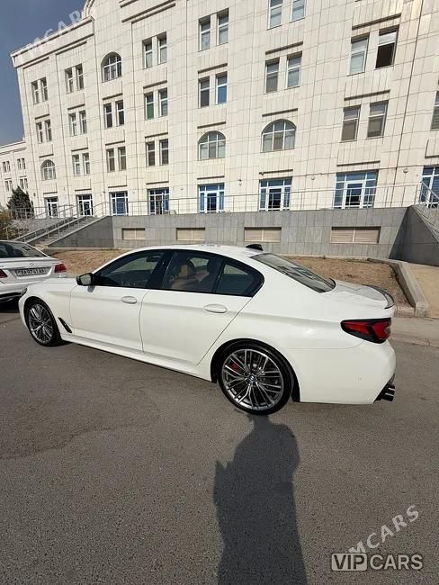BMW 540, 2021