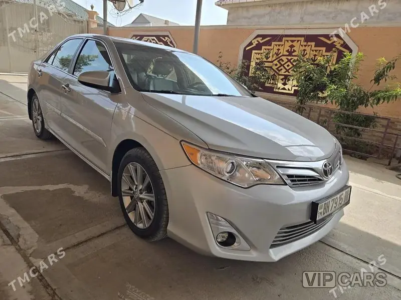 Toyota Camry, 2012 — фото 1