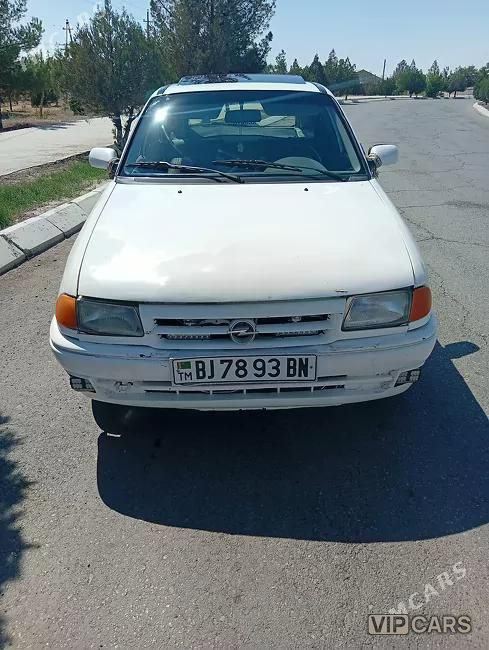 Opel Astra, 1993