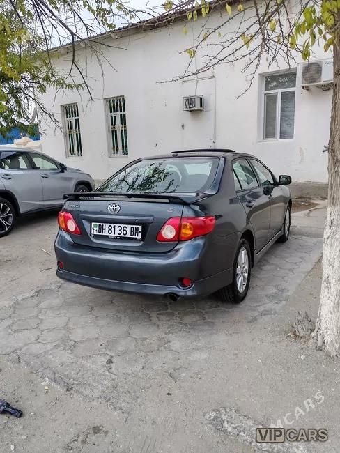 Toyota Corolla, 2010