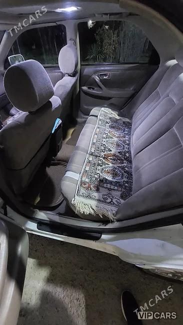 Toyota Camry, 1998