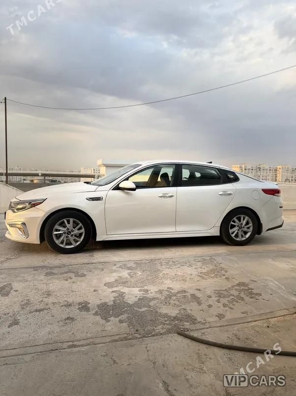Kia Optima, 2019