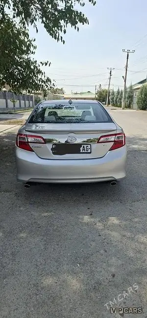 Toyota Camry, 2012 — фото 2