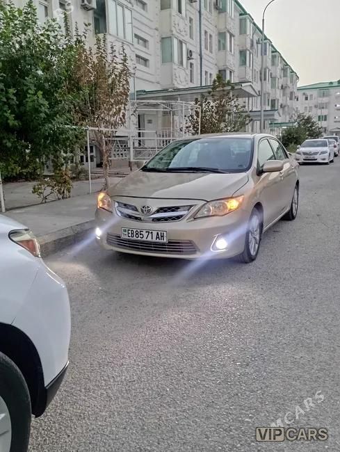 Toyota Corolla, 2012