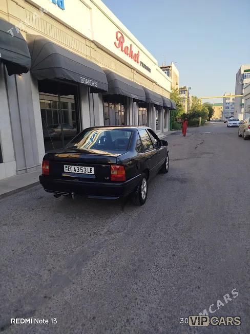 Opel Vectra, 1991