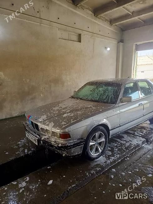 BMW 7 Series, 1991