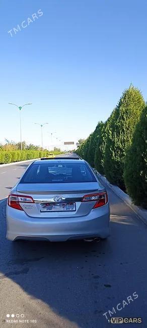Toyota Camry, 2013