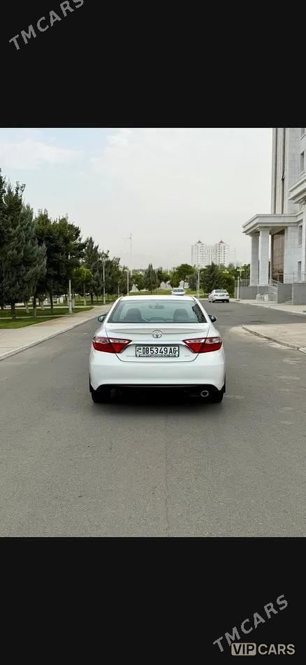 Toyota Camry, 2017