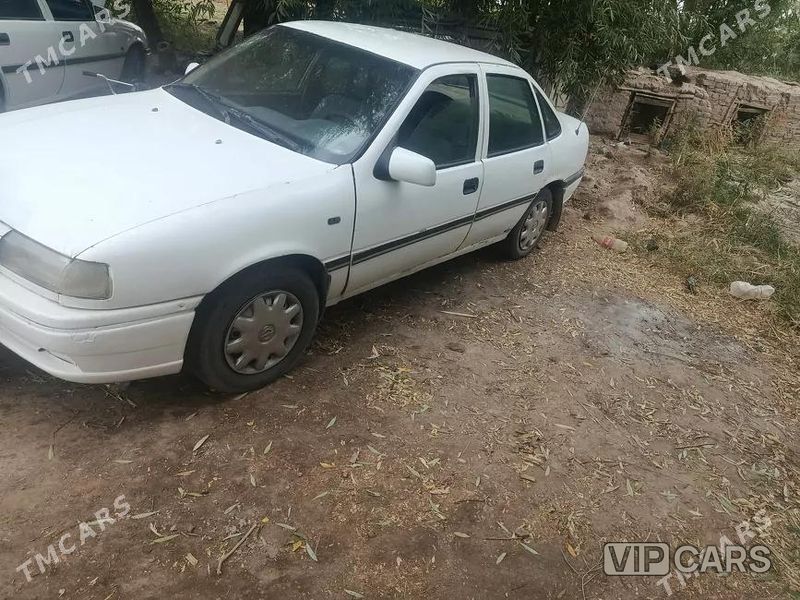 Opel Vectra, 1993