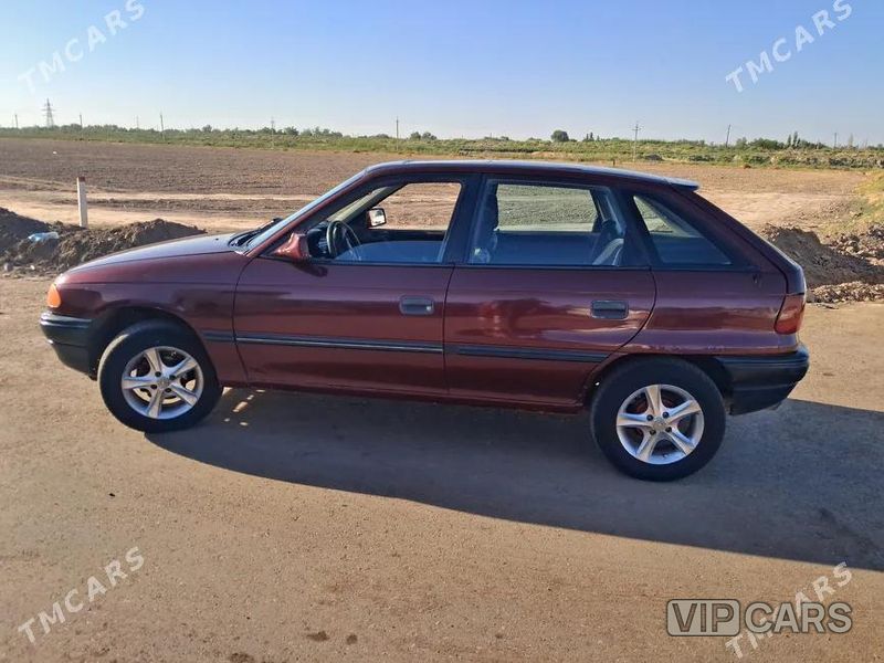 Opel Astra, 1992