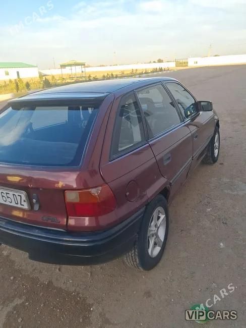 Opel Astra, 1992