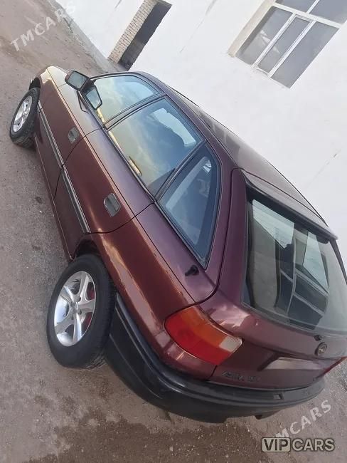 Opel Astra, 1992