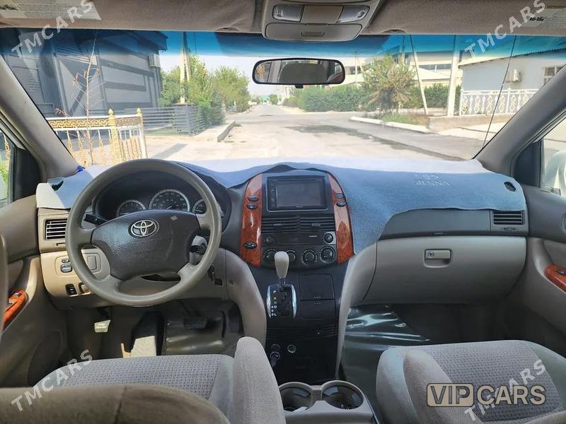Toyota Sienna, 2008