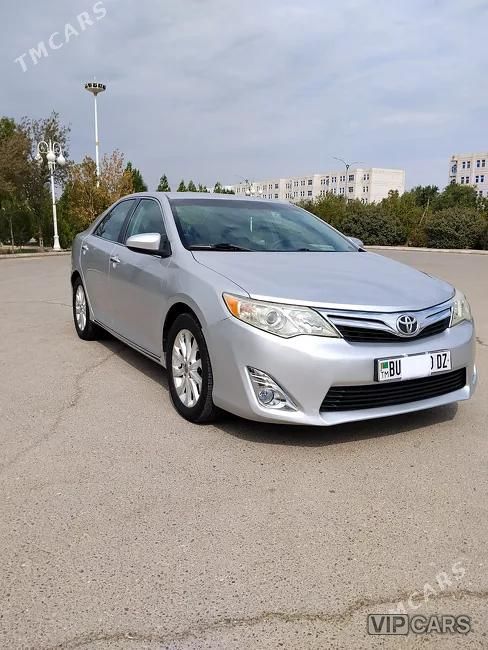 Toyota Camry, 2013